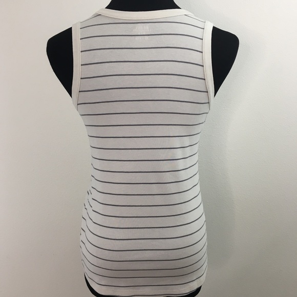 Old Navy | Tank Top - Picture 5 of 7